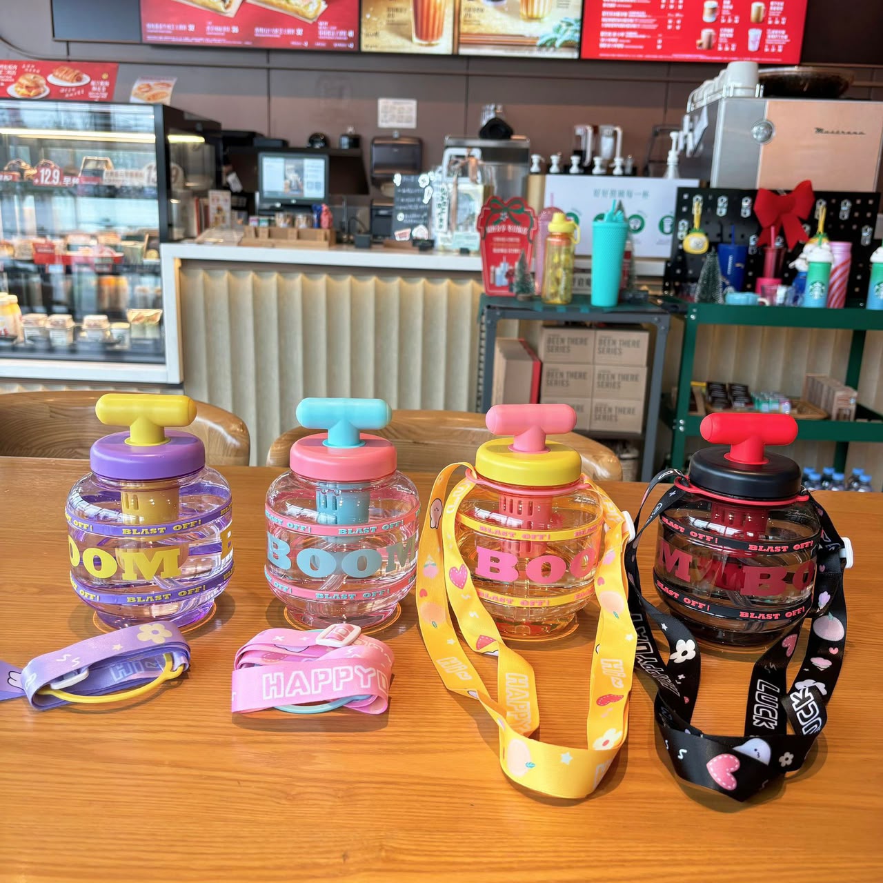 Cute Rocket Water Bottle (900ml / 30.4oz) with Adjustable Strap & Removable Infuser