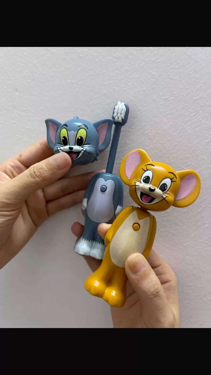 Cute Tom and Jerry Cartoon KidsToothbrush Set – Soft Bristle Oral Care Brush for Children
